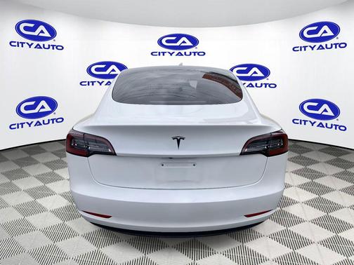 2023 Tesla Model 3 Standard Range