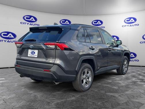 2023 Toyota RAV4 Hybrid LE