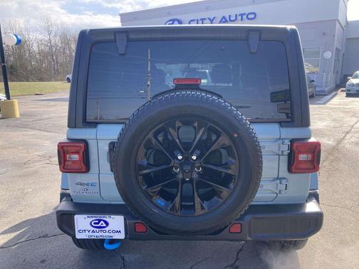 2023 Jeep Wrangler 4xe Sahara