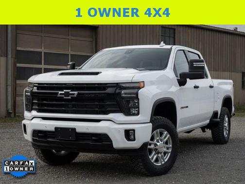 Summit White 2022 Chevrolet Silverado 2500 LT