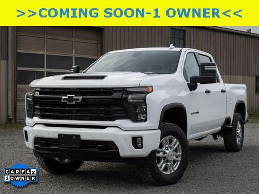 Summit White 2022 Chevrolet Silverado 2500 LT