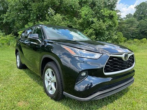 2021 Toyota Highlander LE