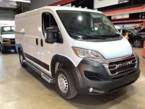 Bright White Clearcoat 2025 RAM ProMaster 2500 Tradesman