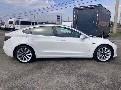 2019 Tesla Model 3 Long Range