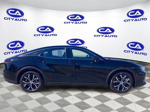 2025 Toyota Crown XLE