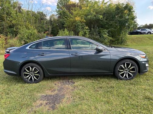 2020 Chevrolet Malibu FWD RS