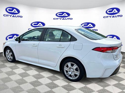 Ice Cap 2023 Toyota Corolla LE