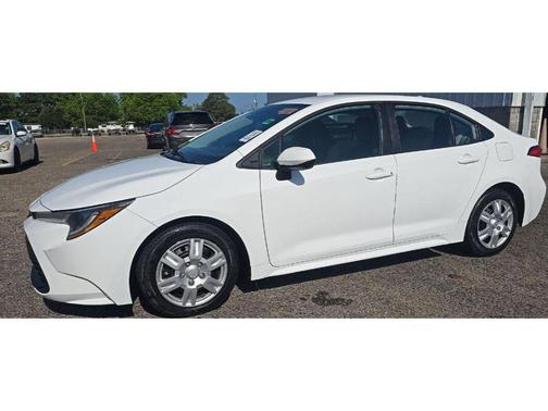 Ice Cap 2023 Toyota Corolla LE