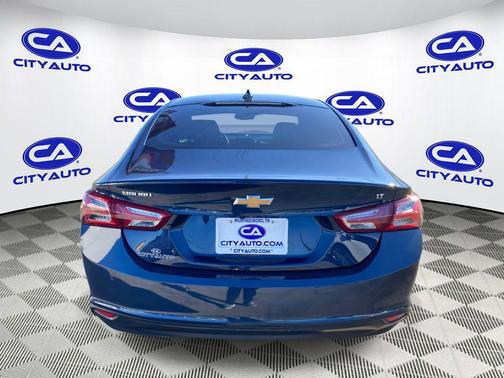2022 Chevrolet Malibu FWD LT