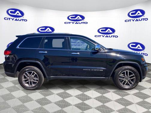 Diamond Black Crystal Pearlcoat 2020 Jeep Grand Cherokee Limited