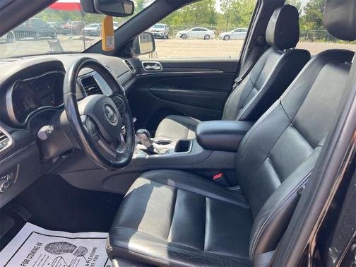 Diamond Black Crystal Pearlcoat 2020 Jeep Grand Cherokee Limited