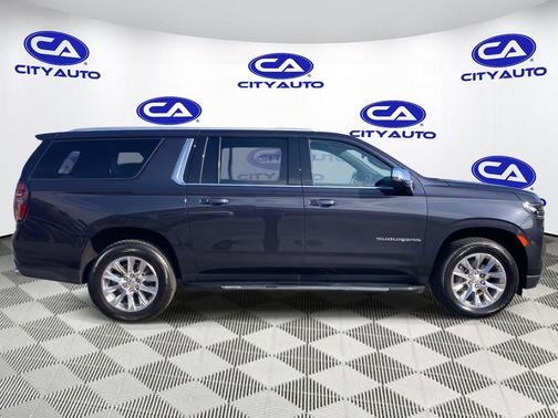 2023 Chevrolet Suburban Premier