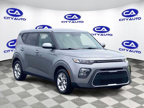 Steel Gray 2022 Kia Soul LX