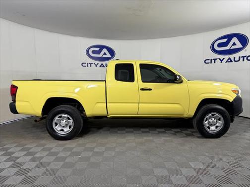 2019 Toyota Tacoma SR