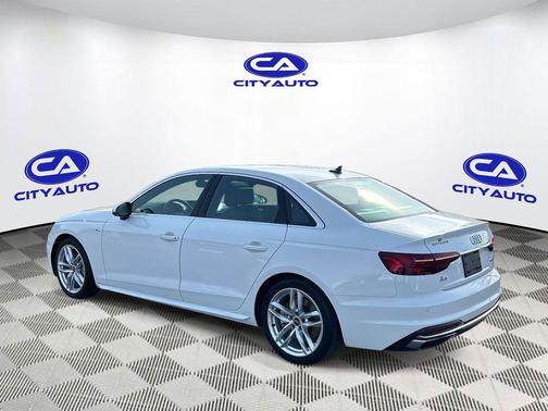 2024 Audi A4 45 S line Premium Plus