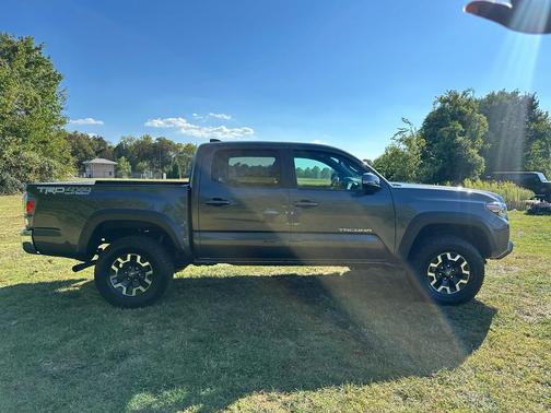 2022 Toyota Tacoma TRD Off Road