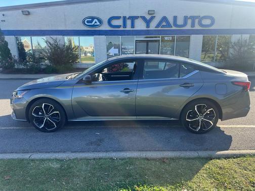 2023 Nissan Altima SR FWD