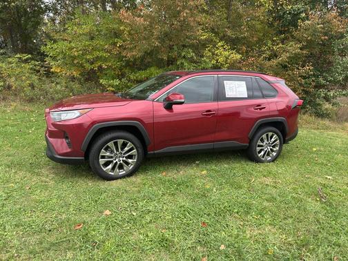 2019 Toyota RAV4 XLE Premium