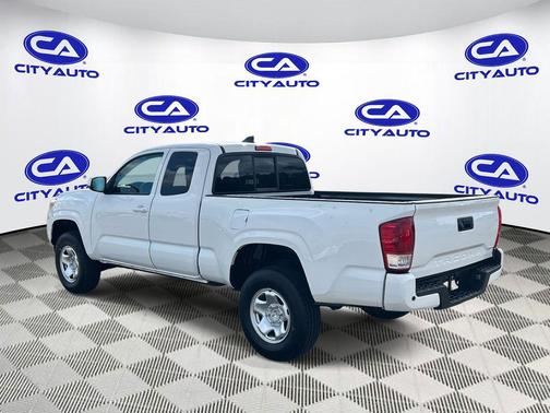 2020 Toyota Tacoma SR