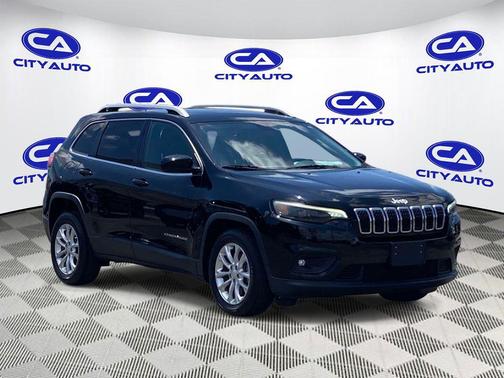 Diamond Black Crystal Pearlcoat 2019 Jeep Cherokee Latitude