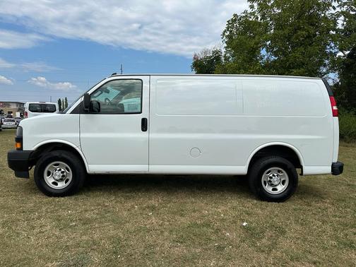 2019 Chevrolet Express 2500 Work Van