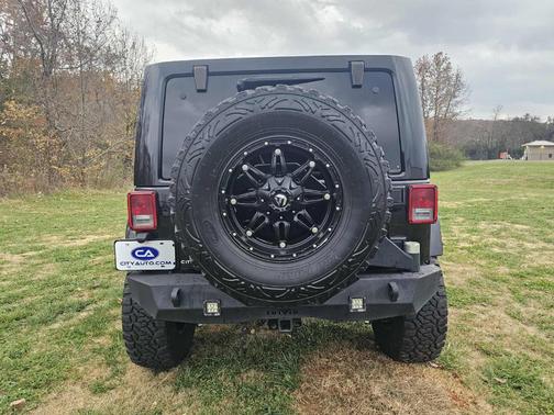 2012 Jeep Wrangler Unlimited Sahara