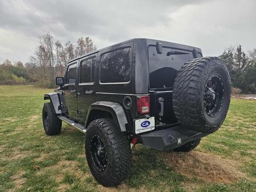 2012 Jeep Wrangler Unlimited Sahara