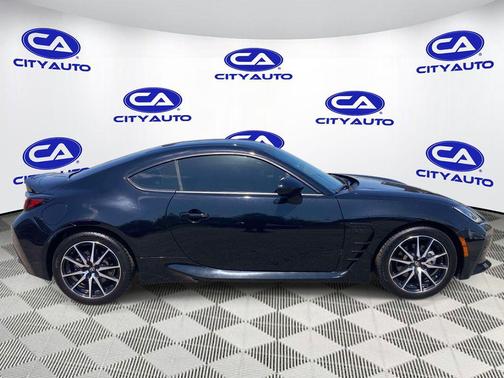 Raven 2022 Toyota GR86 Base