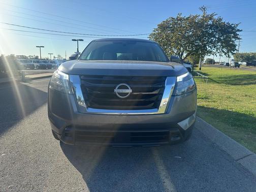 2024 Nissan Pathfinder SV FWD