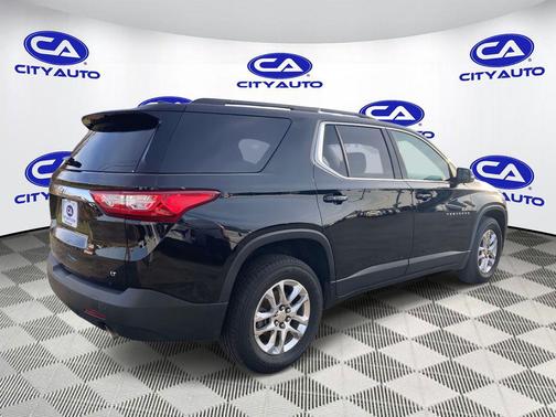 2021 Chevrolet Traverse LT Leather