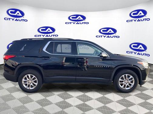 2021 Chevrolet Traverse LT Leather