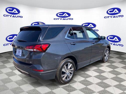 Iron Gray Metallic 2023 Chevrolet Equinox 1LT