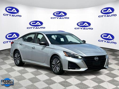 Brilliant Silver Metallic 2024 Nissan Altima 2.5 SV