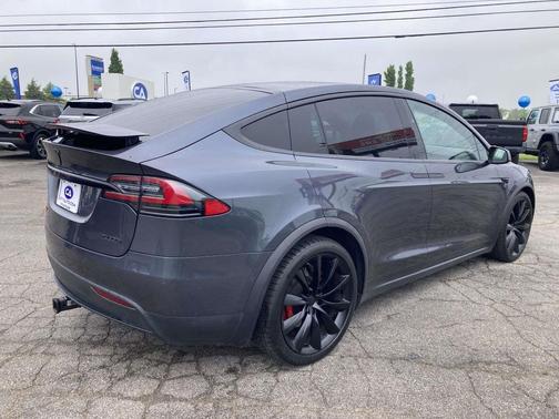 Midnight Silver Metallic 2018 Tesla Model X P100D