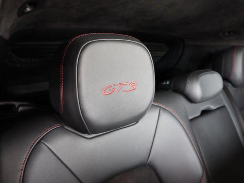 2022 Porsche Cayenne GTS