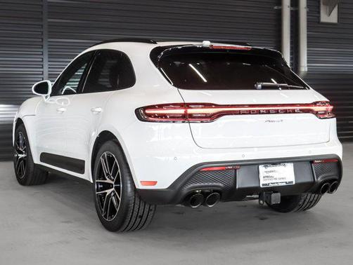 2024 Porsche Macan AWD