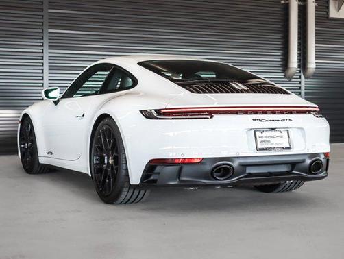 2024 Porsche 911 Carrera GTS