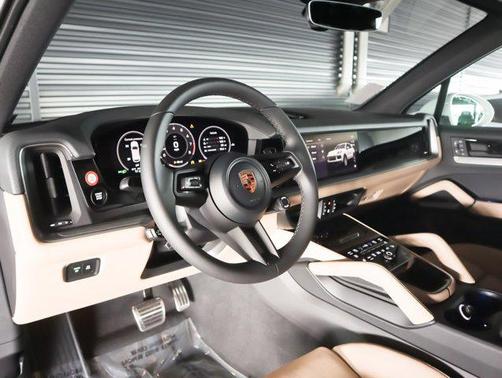 2026 Porsche Cayenne S