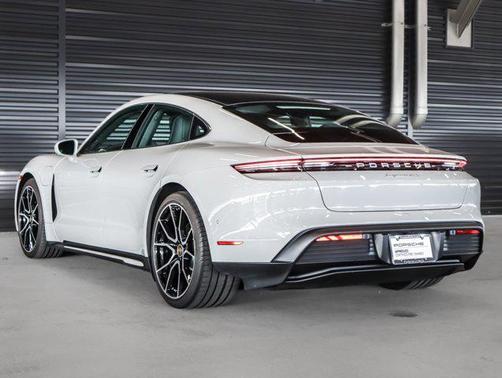 2024 Porsche Taycan 4S