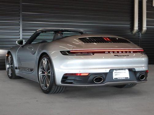 2024 Porsche 911 Carrera GTS