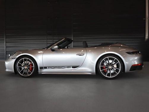 2024 Porsche 911 Carrera GTS