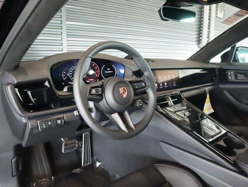 2026 Porsche Panamera GTS