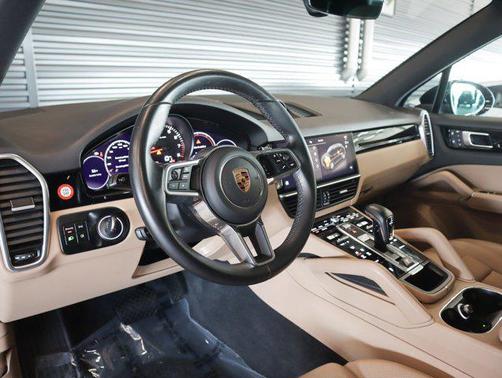 2023 Porsche Cayenne Cayenne