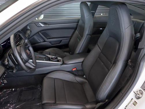 2024 Porsche 911 Carrera GTS