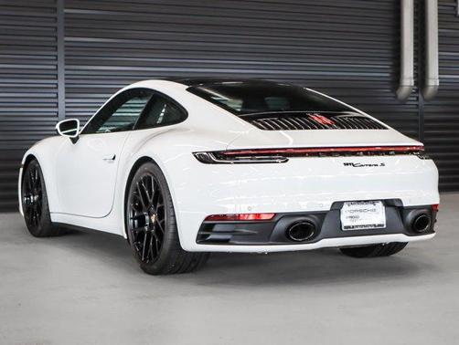 2024 Porsche 911 Carrera GTS