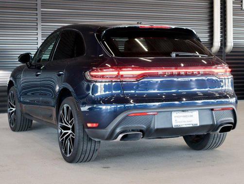 Night Blue Metallic 2023 Porsche Macan Macan