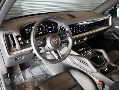 2024 Porsche Cayenne AWD
