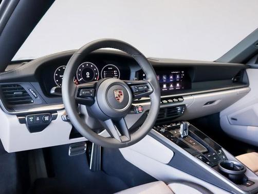 2026 Porsche 911 Carrera