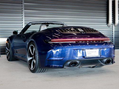 2025 Porsche 911 Carrera T