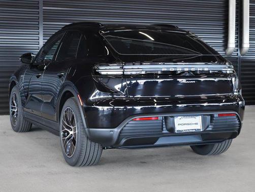 2026 Porsche Macan Electric